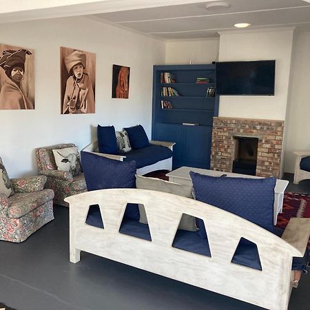 Hermanus Backpackers & Budget Accommodation Екстериор снимка