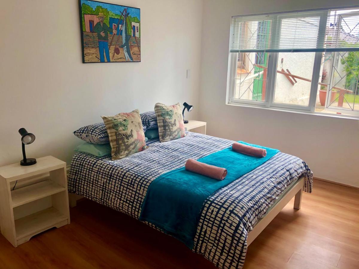 Hermanus Backpackers & Budget Accommodation Екстериор снимка