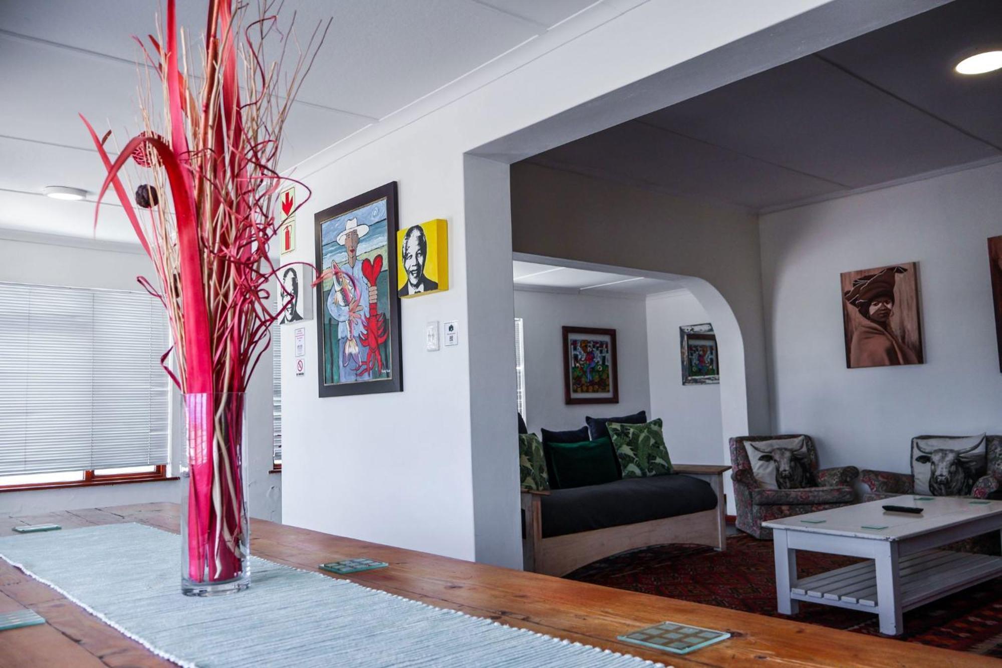 Hermanus Backpackers & Budget Accommodation Екстериор снимка